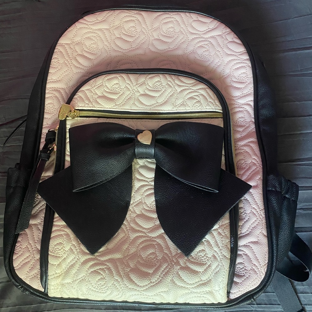 Betsey Johnson Bow Backpack (Large)